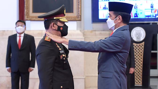 Kapolri Jenderal Listyo Sigit Prabowo usai dilantik Presiden Jokowi mengatakan bakal menggencarkan sistem tilang Electronic Traffic Law Enforcement (ETLE). Untuk mewujudkannya, Korlantas Polri telah membuat Satgas ETLE.. (Krishadiyanto - Biro Pers Setpres)