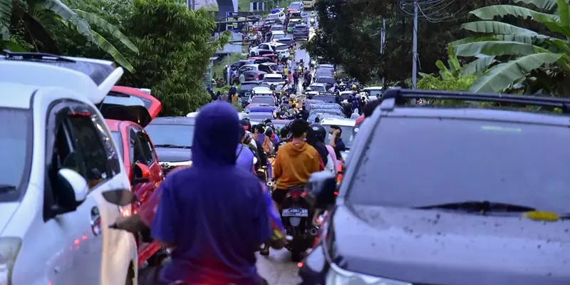 FOTO: Suasana Kota Mamuju Usai Diguncang Gempa Majene