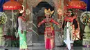 Kesenian tradisonal Bali ditampilkan dalam acara Dharmasanti Provinsi DKI Jakarta, Pura Dalem Purnajati Tanjung Puri, Jakarta, (26/3). Acara perayaan Nyepi bersama tersebut mengangkat tema 'Keberagaman Perekat Persatuan. (Liputan6.com/Immanuel Antonius)