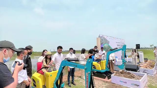 Raffi Ahmad Bangun Kebun Binatang, Ini 7 Momen Peletakan Batu Pertama