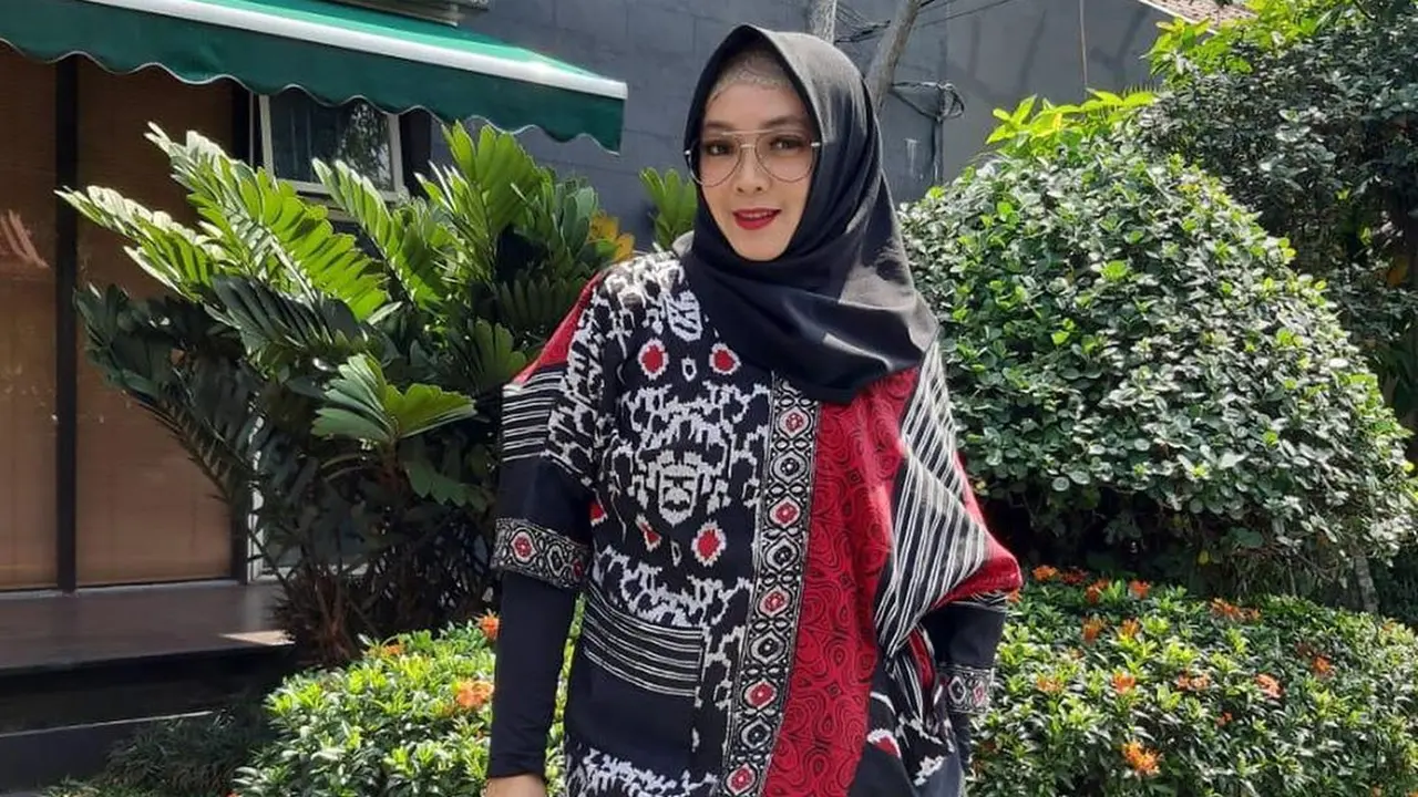 6 Potret Terbaru Rina Gunawan, Sukses Turunkan Berat Badan 17 Kilogram