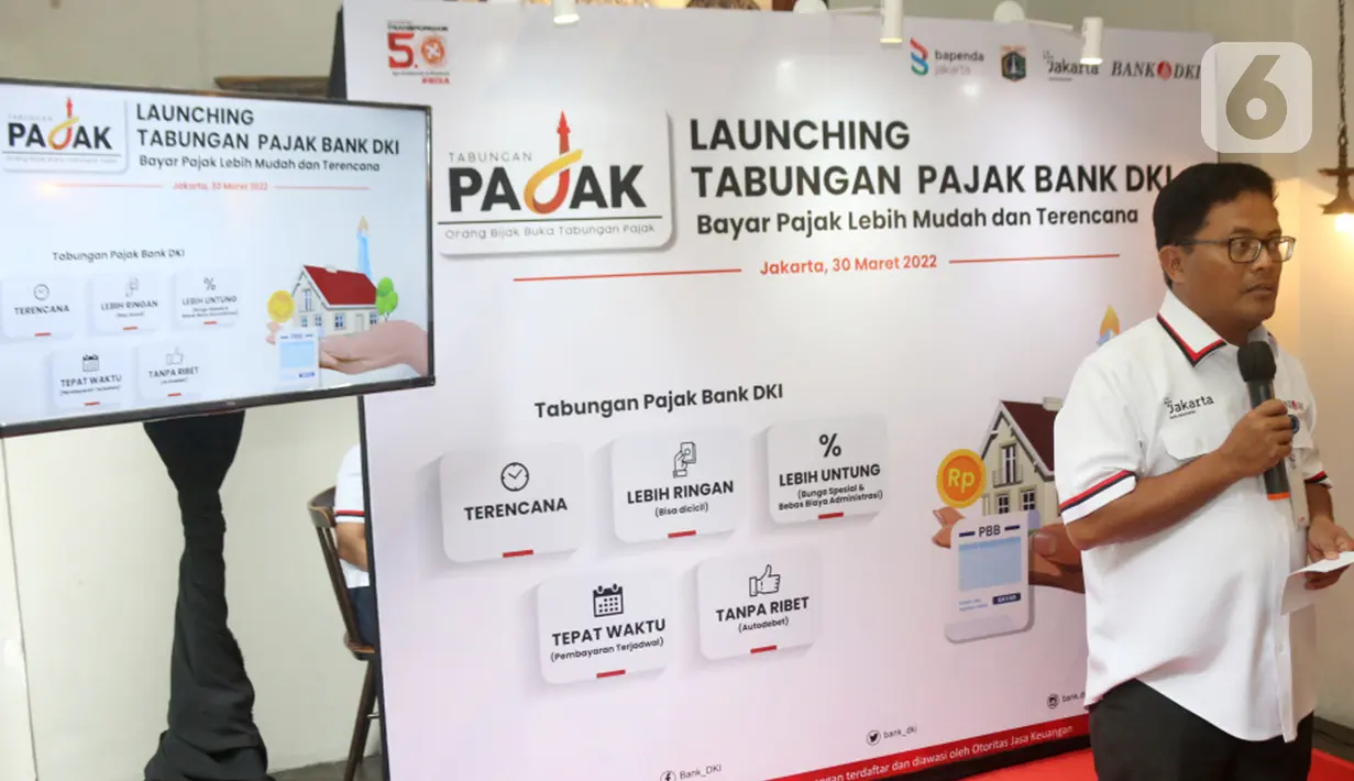 Direktur Ritel dan Syariah Babay Parid Wazdi Bank DKI memberi sambutan pada acara peluncuran Tabungan Pajak Bank DKI di Jakarta (30/3/2022). Wajib Pajak dengan rekening Tabungan Pajak dapat menentukan tanggal autodebet, mengangsur secara bulanan dan autodebet pembayaran PBB. (Liputan6.com/HO/BDKI)