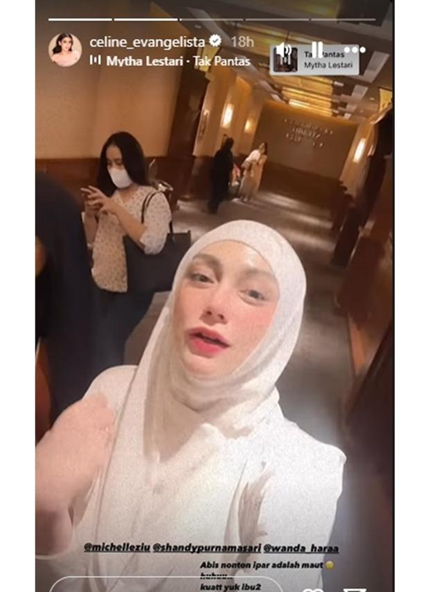 8 Potret Celine Evangelista Tampil Berhijab, Akui Nyaman