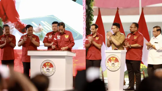 Jokowi.