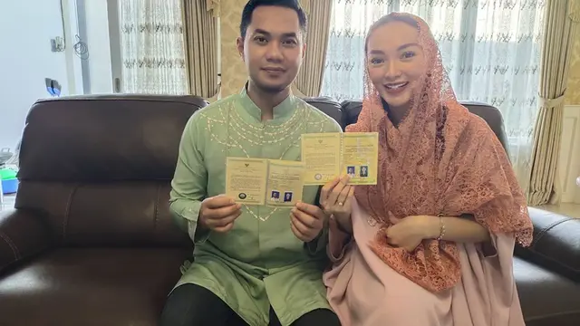 Potret Zaskia Gotik dan Sirajuddin Mahmud resmi menikah. (Sumber: Instagram/zaskia_gotix)