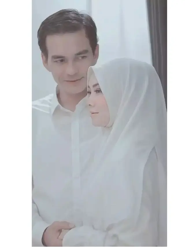 6 Potret Prewedding Teddy Syach dan Anne Kurniasih, Resmi Jadi Suami Istri