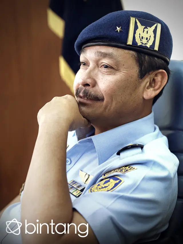 Eksklusif Dwi Badarmanto, Wajah Santun di Balik Twitter TNI AU