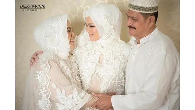7 Momen Pengajian Cut Meyriska Jelang Pernikahan, Diwarnai Tangis Haru