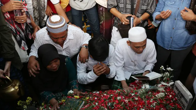 Ziara sebelum peringatan 7 hari Olga Syahputra