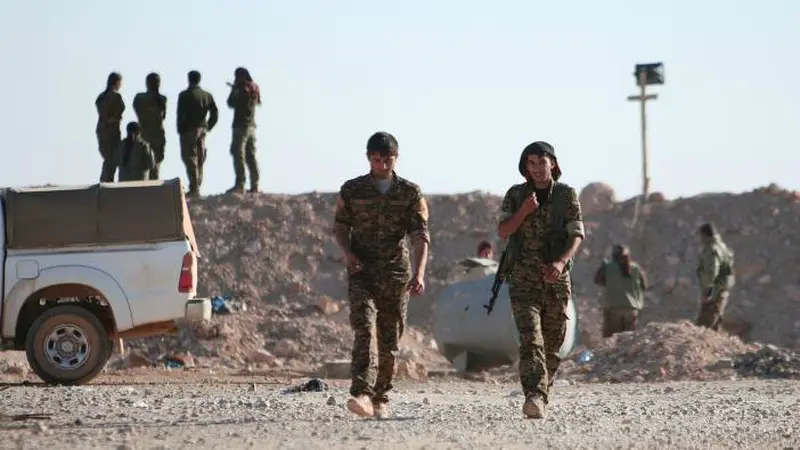 Pasukan SDF di Raqqa, Suriah