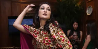 Selain sibuk dalam dunia entertainment, pemeran Luna Maya juga sibuk dalam urusan bisnis. Seperti diketahui beberapa tahun belakangan ini, ia disibukkan merintis usaha. (Nurwahyunan/Bintang.com)