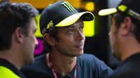 Momen Valentino Rossi hadir sebagai bos tim Mooney VR46 pada balapan MotoGP Austria 2023 di Sirkuit Red Bull Ring. (Twitter/Mooney VR46)