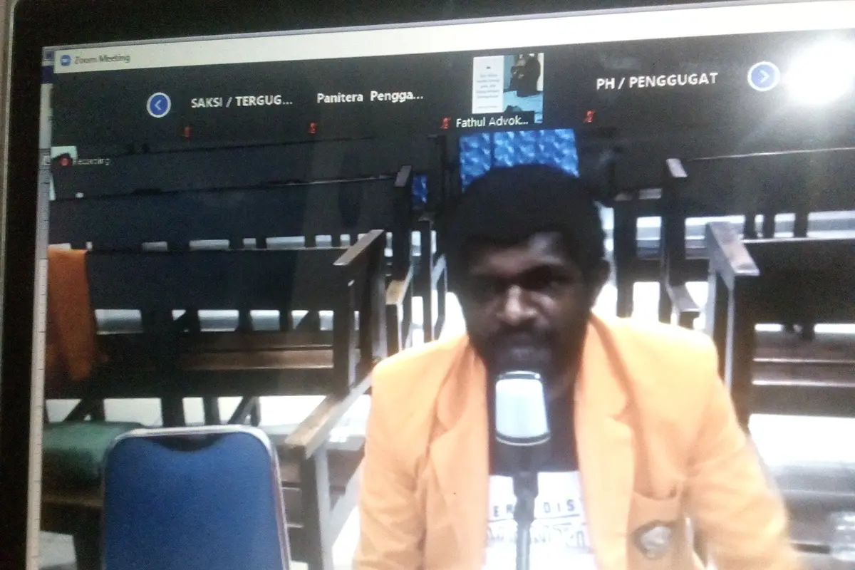 Sidang dugaan makar aktivis dan mahasiswa Papua dilakukan secara daring. (Foto: Liputan6.com/Abelda Gunawan)