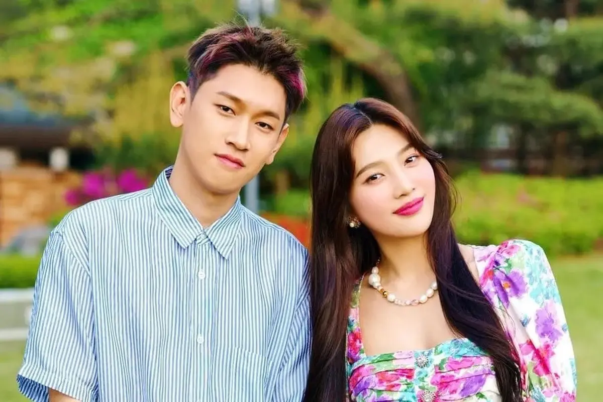 Crush - Joy Red Velvet. (P Nation/ SM Entertainment via Soompi)