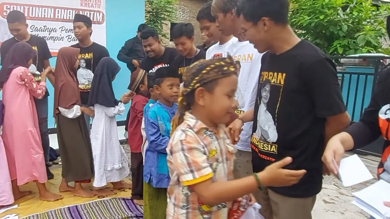 Tasyakuran relawan Gibran Rakabuming Raka, paska putusan MK. (Selasa, 17/10/2023).