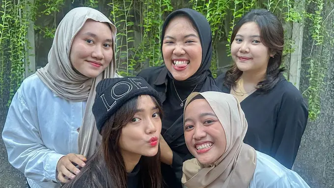 Fuji An dan sahabatnya (Instagram/fuji_an)