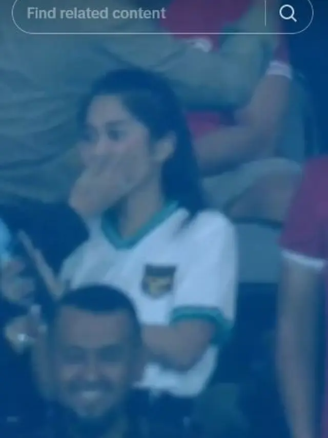 6 Potret Reaksi Azizah Salsha Lihat Arhan Selebrasi Gol, Tampak Salah Tingkah