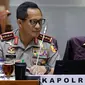 Kapolri Jenderal Pol Tito Karnavian mengikuti rapat kerja dengan Komisi III DPR di Kompleks Parlemen Senayan, Jakarta, Rabu (14/3). Polri juga akan bersinergi dengan aparat penegak hukum lainnya dalam pemberantasan korupsi. (Liputan6.com/Johan Tallo)