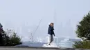 Indeks Kualitas Udara San Francisco pada Rabu sore berada pada angka 113, atau "Kode Oranye", yang menandakan tingkat polusi udara tidak sehat untuk kelompok sensitif. (Jessica Christian/San Francisco Chronicle via AP)