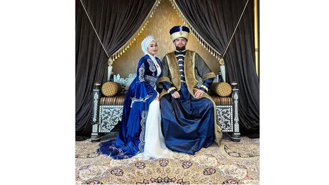 6 Potret Mesra Diego Michiels dan Istri Liburan di Turki, Selalu Romantis