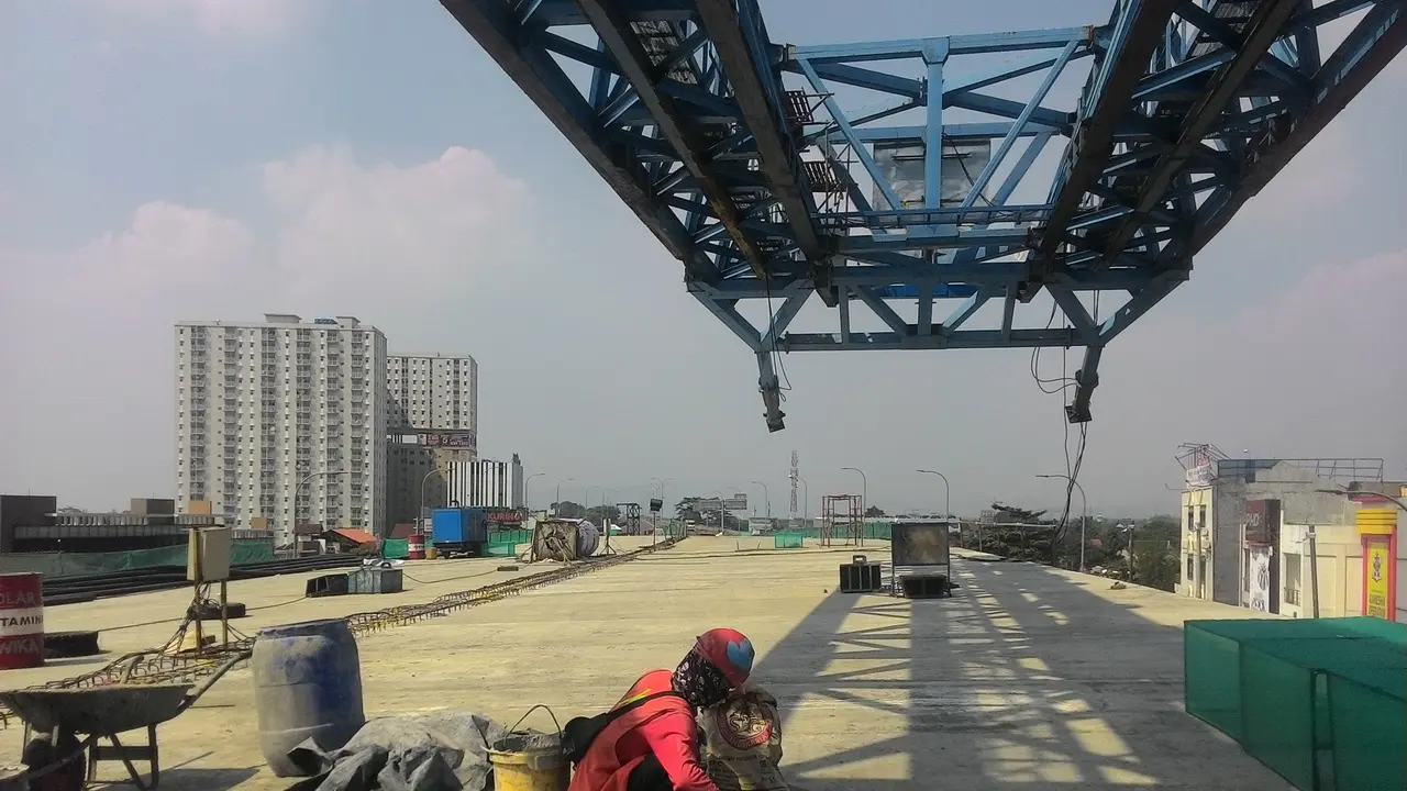 Pembangunan jalan Tol Bogor Outer Ring Road (BORR) sesi IIB - sepanjang 2,65 kilometer (KM) terus dikebut.