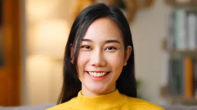 bahagia tersenyum manis kalem mandiri zodiak