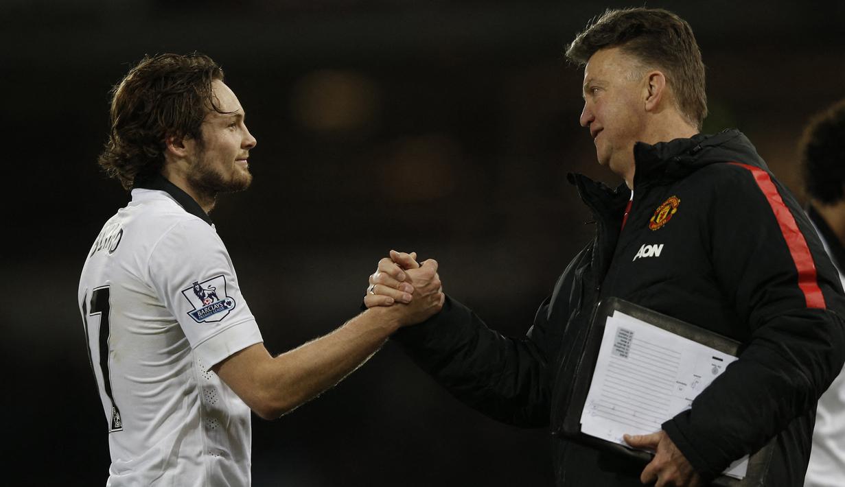 Daley Blind. Manchester United mendatangkannya dari Ajax Amsterdam di deadline day musim panas 2014/2015, 1 September 2014. Ia direkomendasikan oleh pelatih anyar Setan Merah saat itu, Louis van Gaal. Total 4 musim, ia tampil dalam 141 laga dengan mencetak 6 gol. (Foto: AFP/Adrian Dennis)