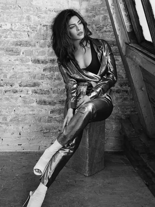 "Aku punya standar khusus untuk akting. Jadi orang yang pernah bekerja denganku pasti tahu. Saat di Hollywood, sudah tak kaget dengan standar yang tinggi," ujarnya. (Foto: instagram.com/priyankachopra)