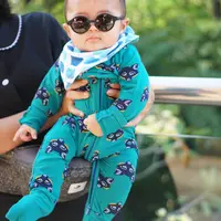 Rumah tangga Sandra Dewi dan Harvey Moeis semakin lengkap dengan kehadiran Raphael Moeis. Anak yang belum genap satu tahun ini ternyata sudah mempunyai banyak penggemar. (Foto: instagram.com/raphaelmoeis)