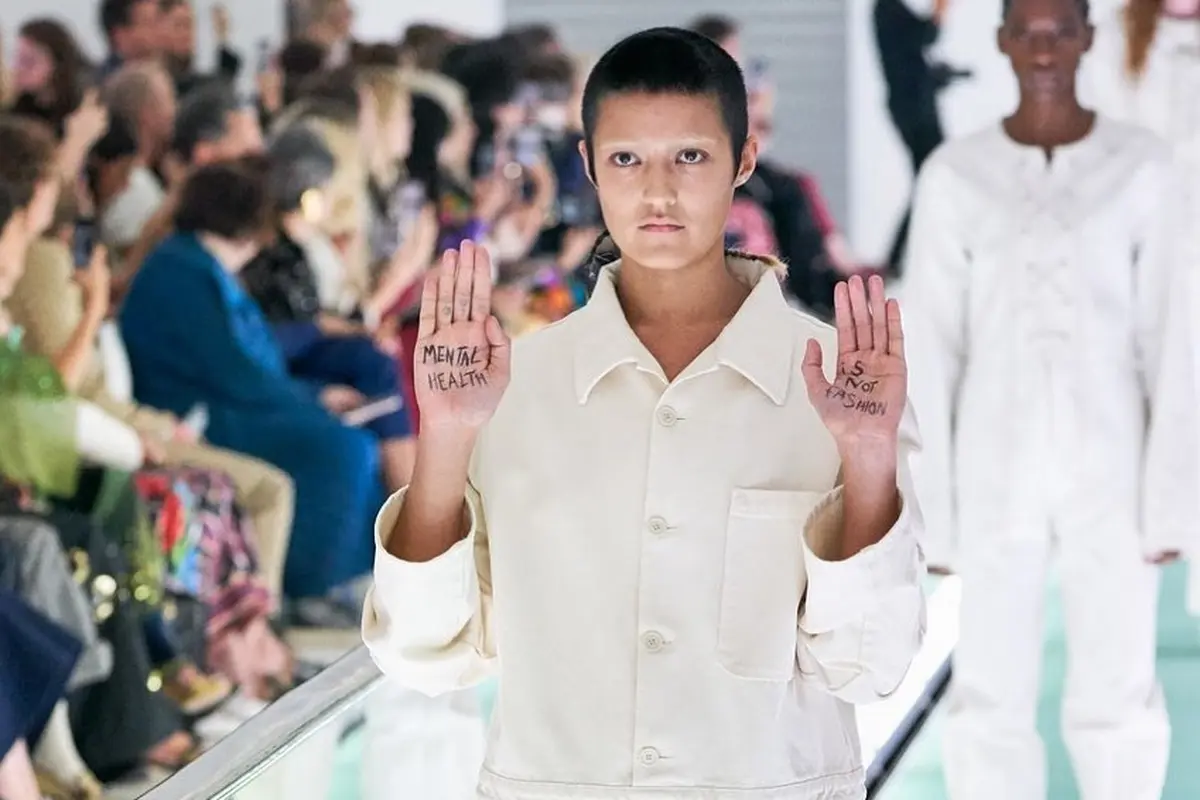 Setelah Protes, Model Gucci Donasikan Bayarannya untuk Amal Kesehatan Mental