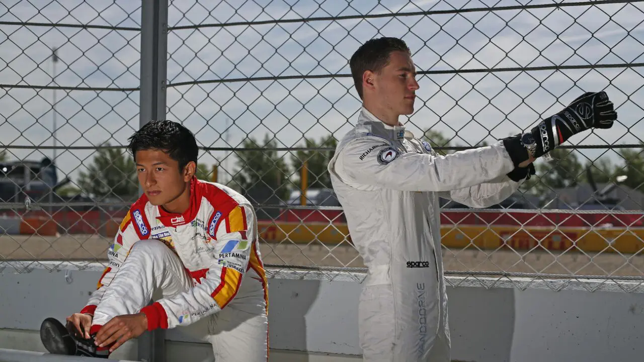 Begini kembalinya rivalitas Rio Haryanto dan  Stoffel Vandoorne di Bahrain