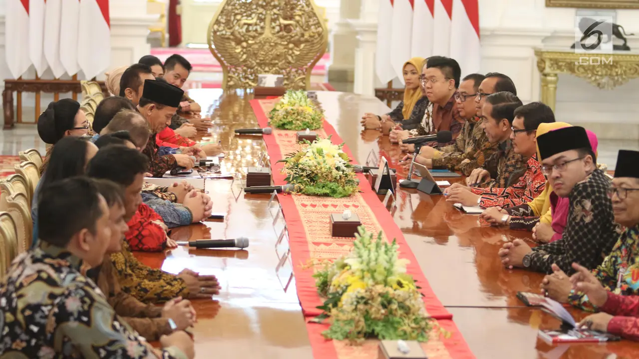Presiden Jokowi Temui Pelaku UMKM di Istana