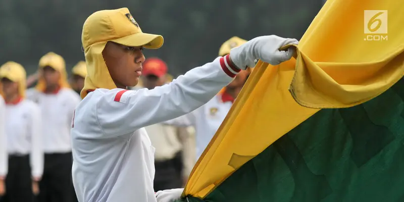 PHOTO: Semakin Matang, Calon Paskibraka 2017 ikuti Latihan Menaikan dan Menurunkan Bendera