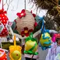 Selamat Hari Paskah 2018! Ini lho sederet tradisi Paskah yang ada di seluruh dunia. Kira-kira di Indonesia bagaimana? (Foto: Daily News Hungary)