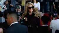 Kisah Romantis Paris Hilton dan Kekasih yang Bikin Gigit Jari