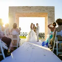 pernikahan bertemakan travelling//copyright pexels/guieseppe messina