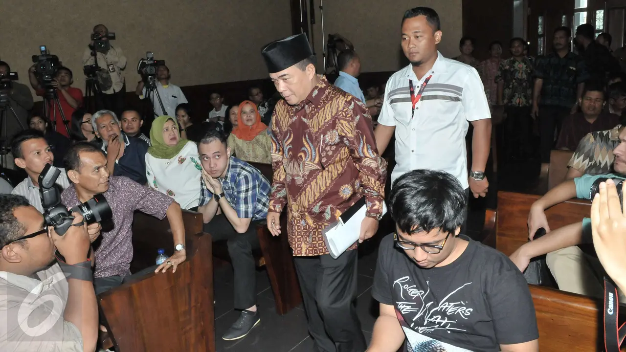 Kesaksian Ade Komarudin dalam Kasus Korupsi e-KTP