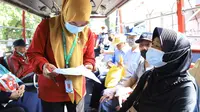 Dinas Kesehatan (Dinkes) Kota Tangerang melalui 37 Puskesmas se-Kota Tangerang, secara serentak membuka layanan Screening Tuberkolosis dan Diabetes Mellitus (TB-DM) secara gratis (Liputan6.com/Pramita Tristiawati)