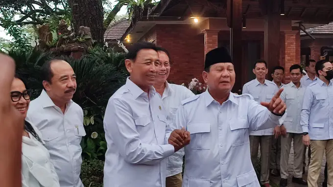 Wiranto Menemui Prabowo Subianto di Hambalang