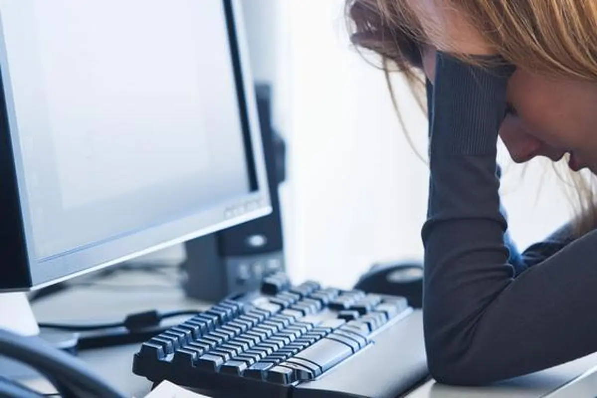 Dampak Buruk Workaholic untuk Keuangan