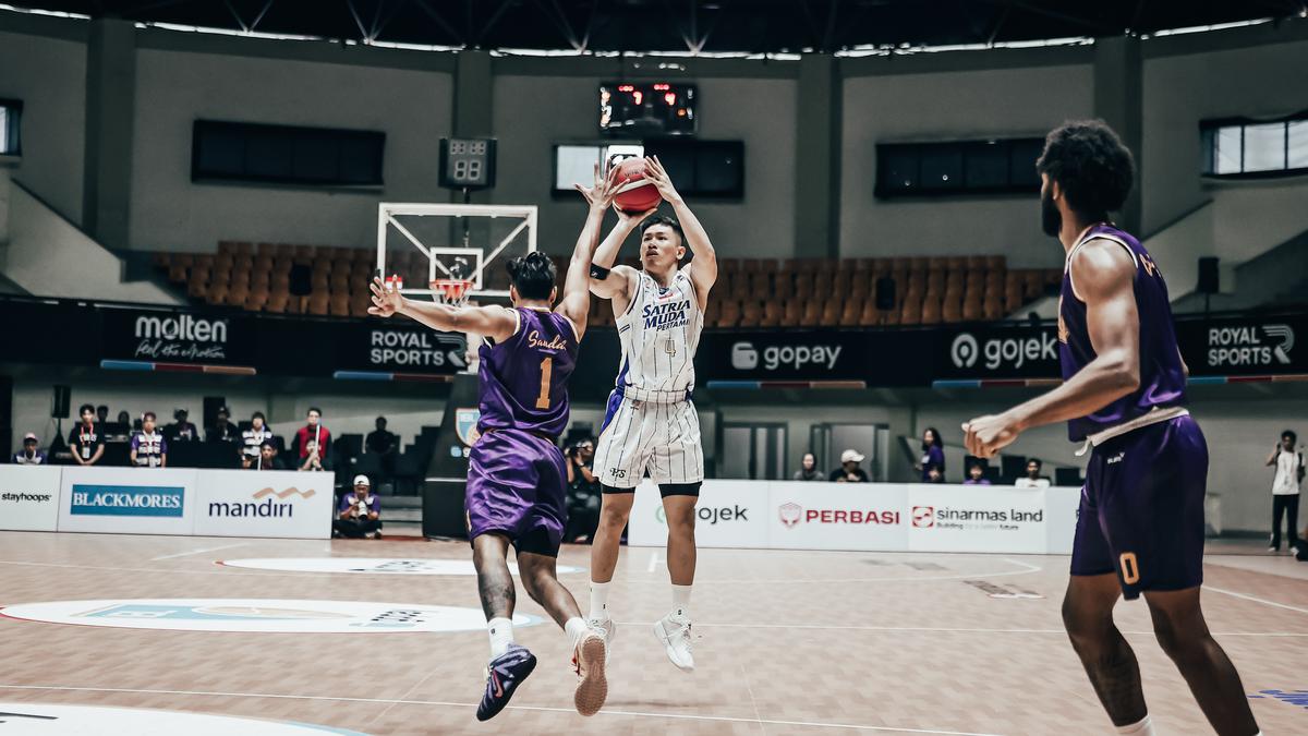 IBL 2026: Comeback Gemilang di Kuarter 4, Satria Muda Lumat Tangerang Hawks