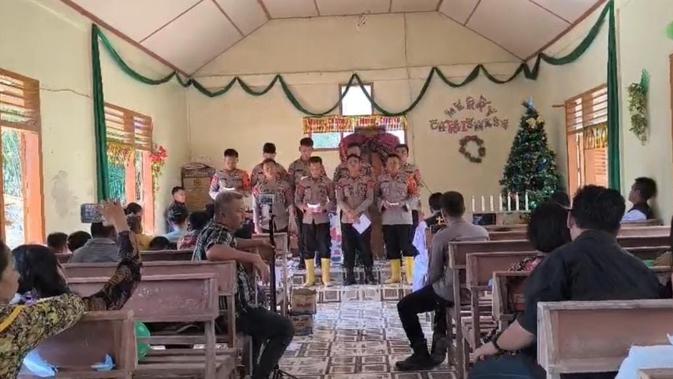 Harapan Bangkit dari Reruntuhan: Kisah Natal Jemaat Gereja Angkola Pascabencana Sumut