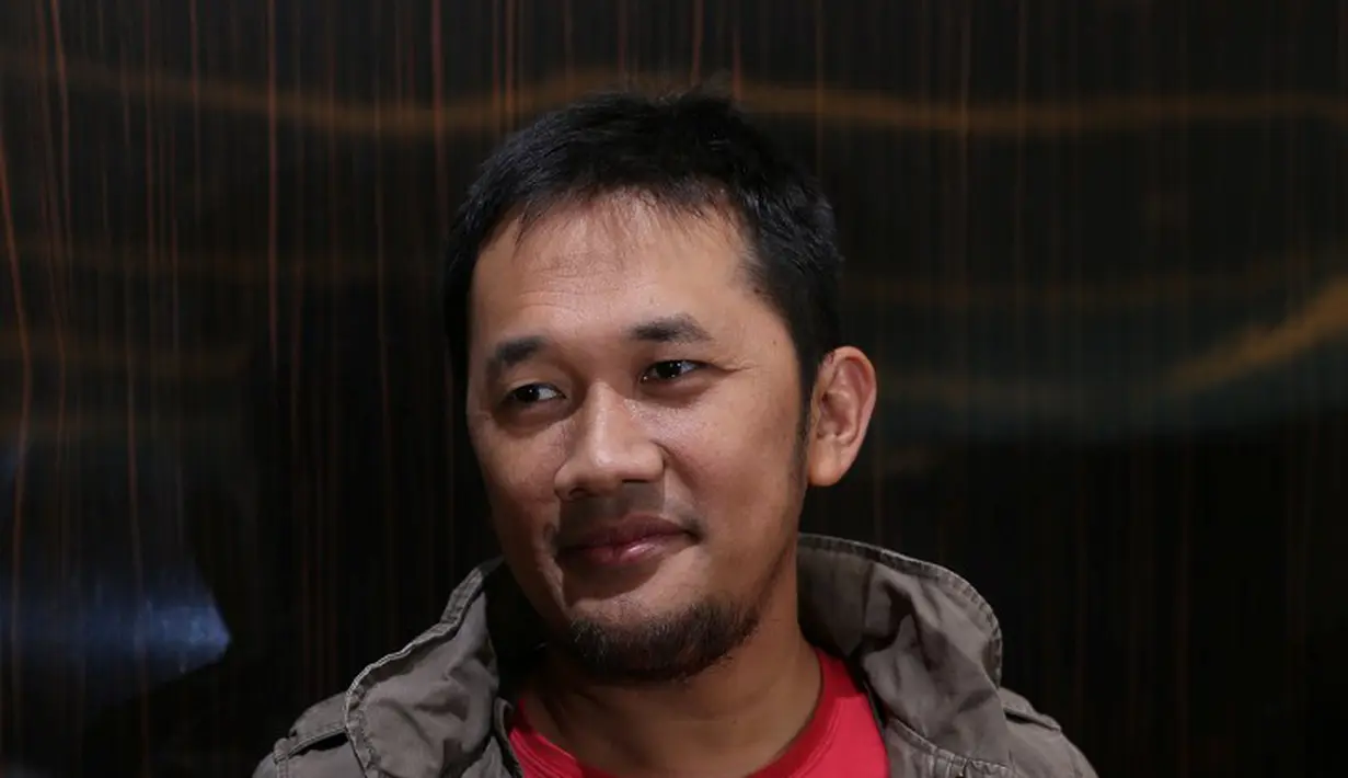 Ada hadiah yang kini menjadi kado terbesar di umurnya yang akan mencapai kepala empat, Mencari Hilal berkompetisi di Tokyo Internasional Film Festival 2015, dan sang istri yang tengah mengandung anak ketiganya. (Andy Masele/Bintang.com)