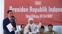 Presiden Jokowi, di Kantor Dinas Kesehatan, Malang, Jawa Timur, Rabu (24/5/2017). (Liputan6.com/Ahmad Romadoni)