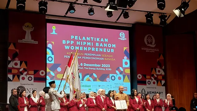 Shandy Purnamasari hadir menjadi pembicara di Event Pelantikan HIPMI Womenpreneur