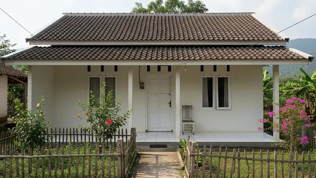 Rumah Minimalis Atap Genteng dengan Teras Depan Memanjang