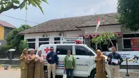 Satu Unit Ambulans dari Peruri untuk Masyarakat Jomin Karawang
