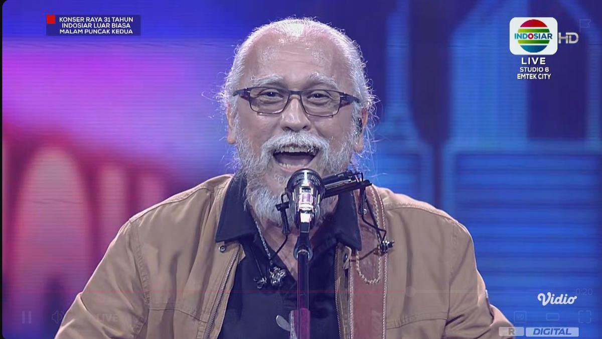 Iwan Fals Bawakan Lagu Stecu Stecu, Bikin Goyang Konser Raya 31 Indosiar