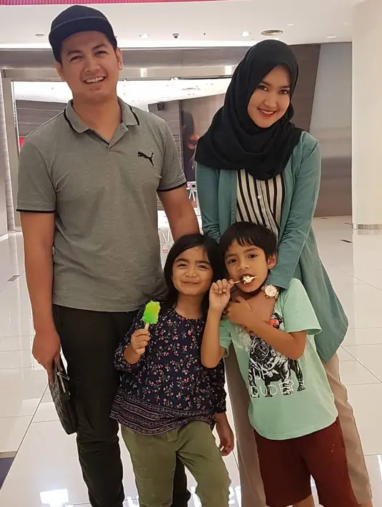 Yang membuat kagum adalah Lisya juga terlihat begitu dekat dengan dua anak dari Tommy Kurniawan. (Foto: instagram.com/tommykurniawann)