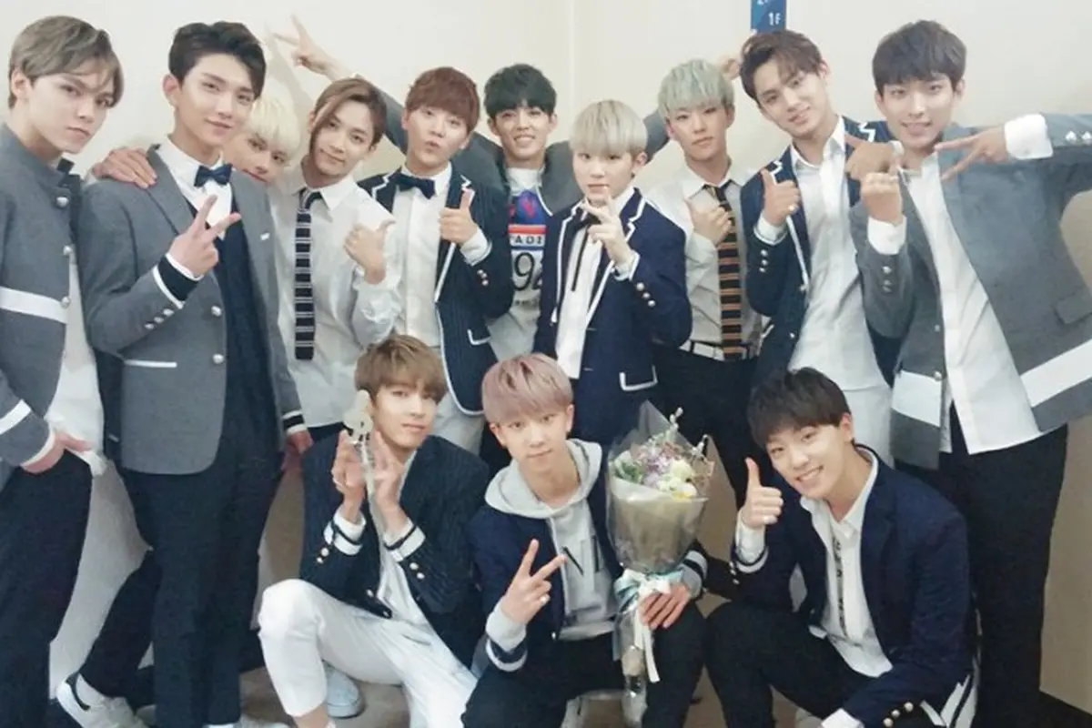[Bintang] Boyband SEVENTEEN